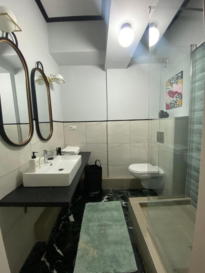 5 Rooms Αθήνα Εξωτερικό φωτογραφία
