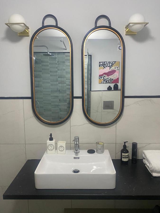 5 Rooms Αθήνα Εξωτερικό φωτογραφία