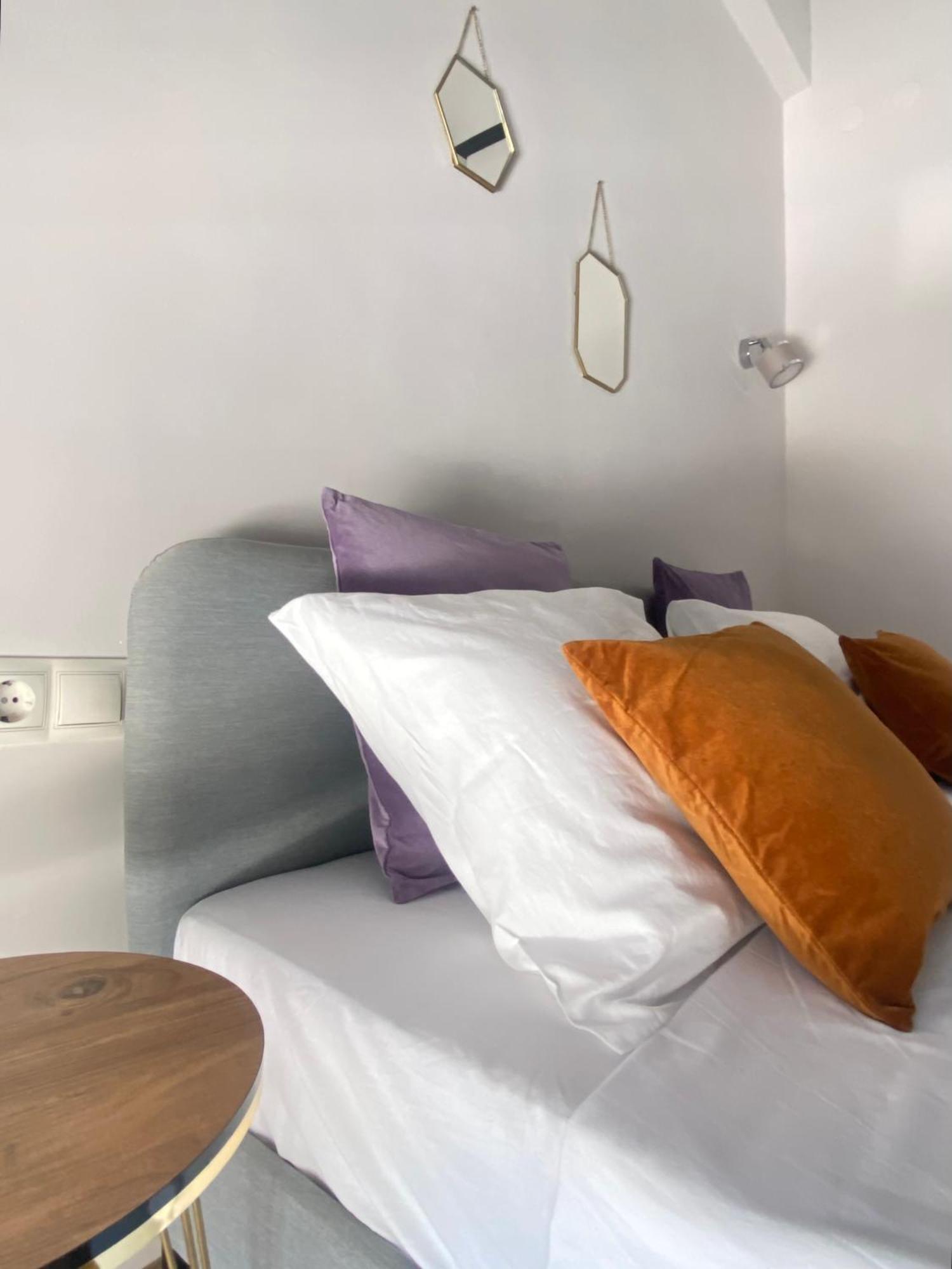 5 Rooms Αθήνα Εξωτερικό φωτογραφία