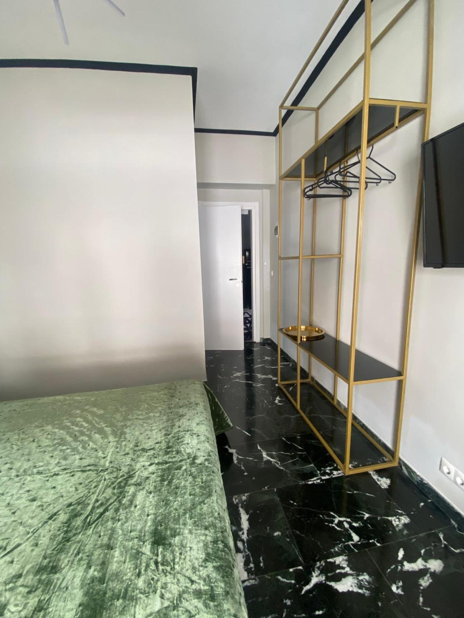 5 Rooms Αθήνα Εξωτερικό φωτογραφία